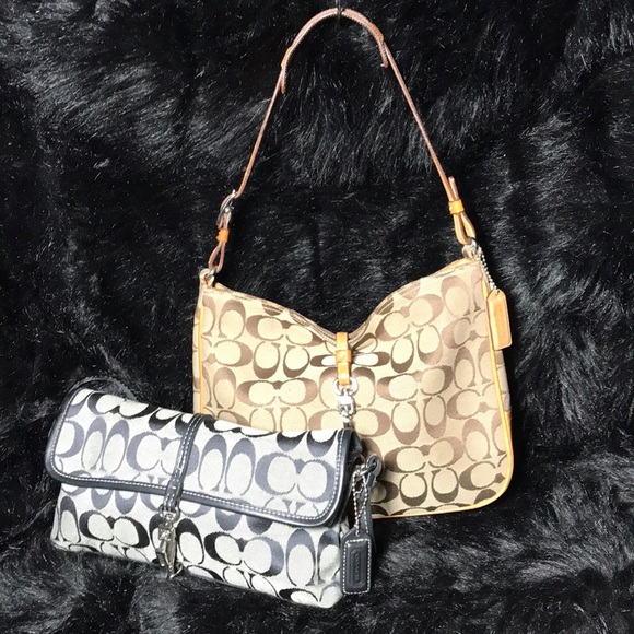 2 Small COACH Bags - Picture 2 of 8